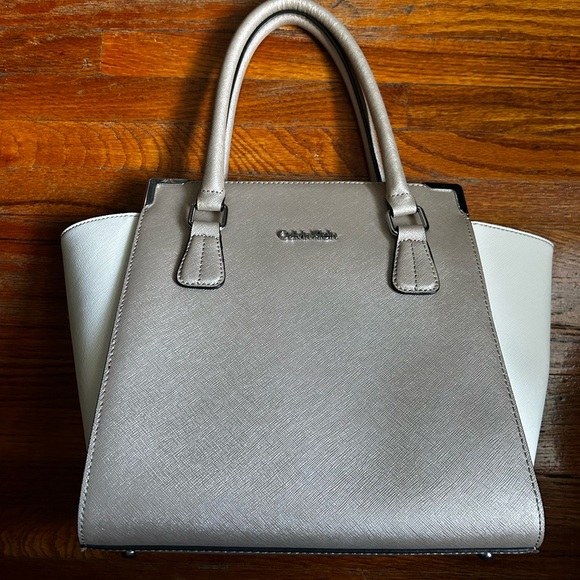 Calvin Klein Handbags - Calvin Klein Metallic Gold and Beige Handbag